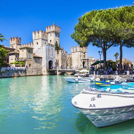 Villa Villacolle Sirmione Bagian luar foto