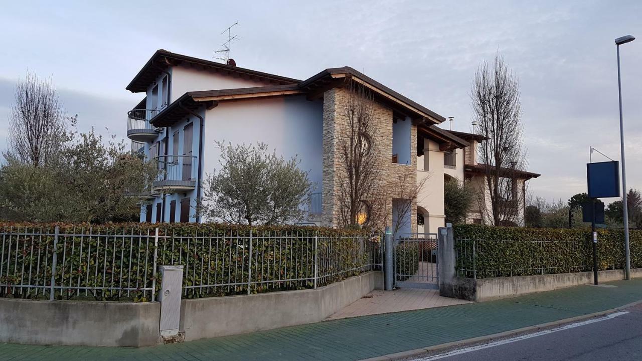 Villa Villacolle Sirmione Bagian luar foto