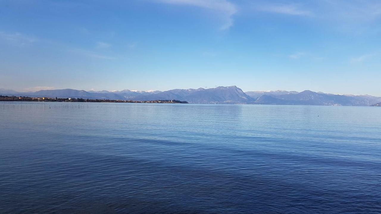 Villa Villacolle Sirmione Bagian luar foto