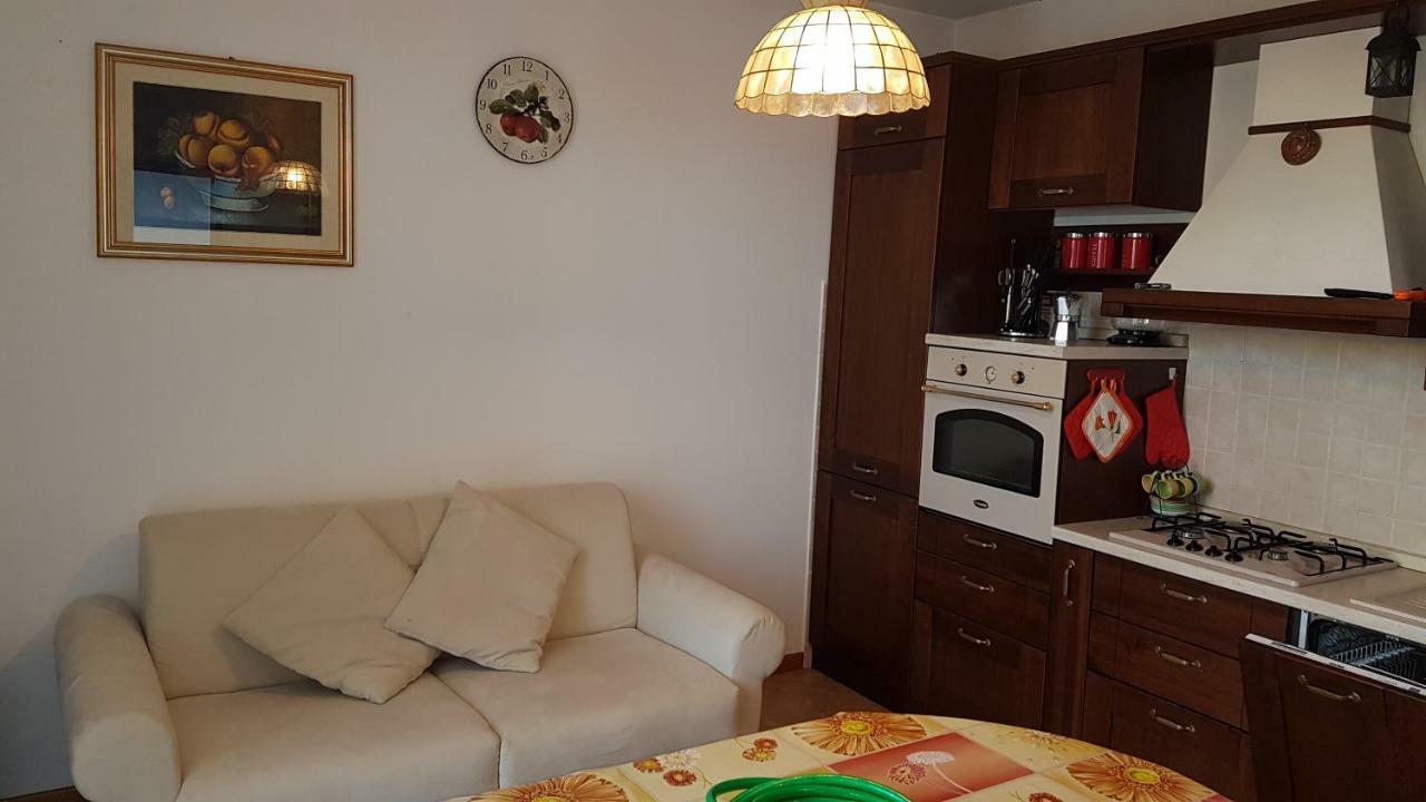 Villa Villacolle Sirmione Bagian luar foto