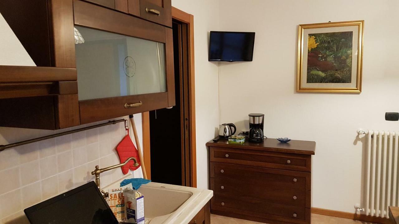 Villa Villacolle Sirmione Bagian luar foto