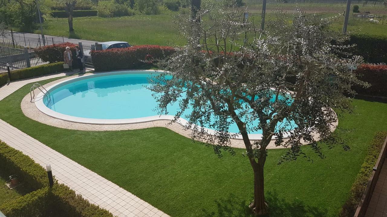 Villa Villacolle Sirmione Bagian luar foto
